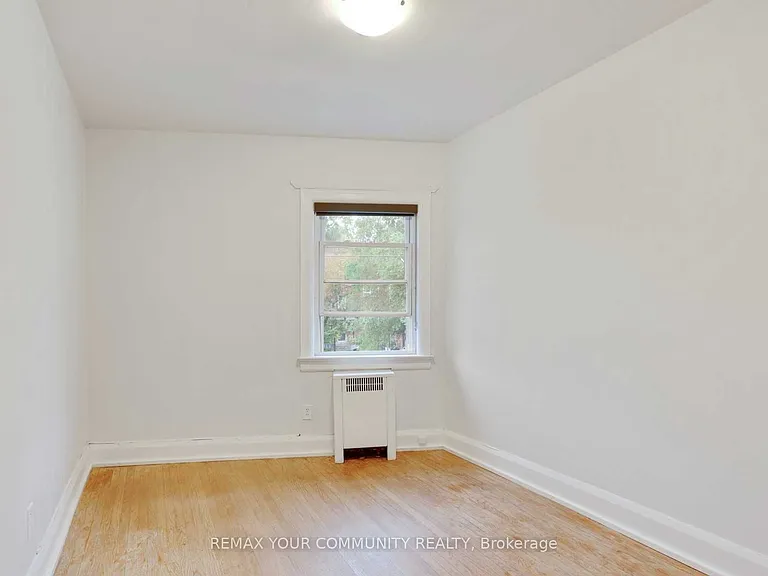 864 A Millwood Rd N #2 — Photo 9