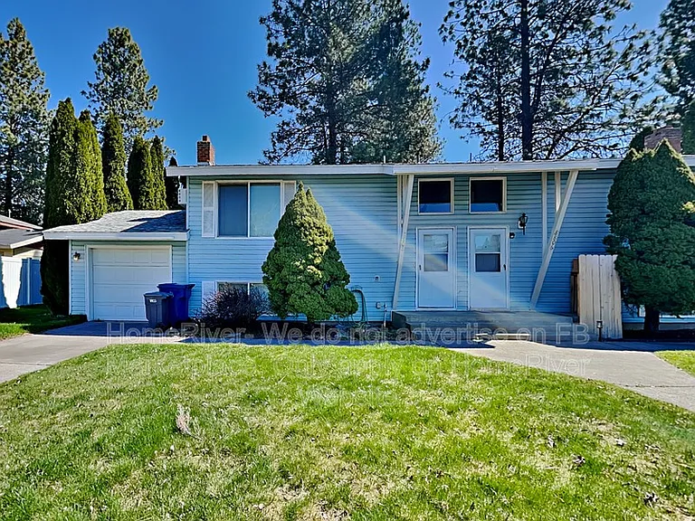 8808 N Calispel St — Photo 1