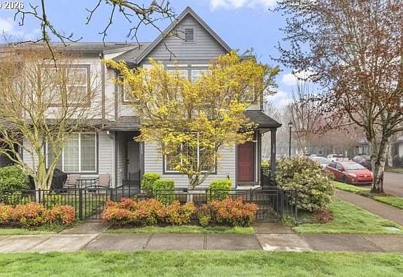 2nd image of 1169 SE Alika Ave