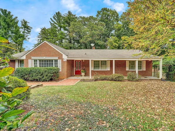 2644 Willowlawn St, Roanoke, VA 24018