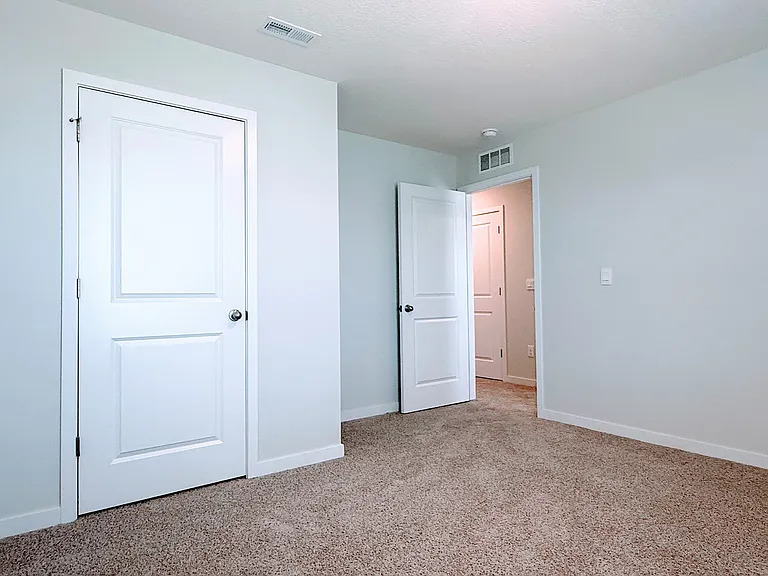 6304 Marinelli Dr N — Photo 25