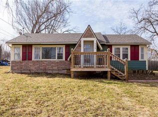 5114 Rinker Rd, Kansas City, MO 64129