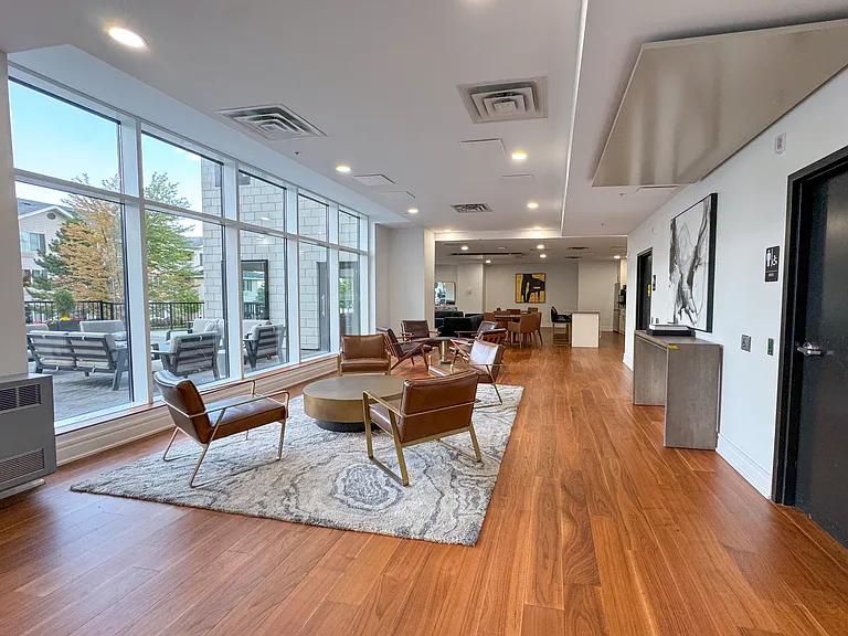 150 Marketplace Ave — Photo 37