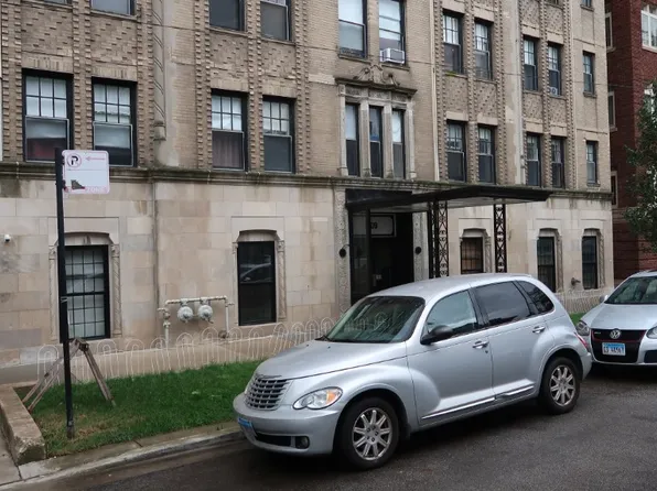 1209 W Sherwin Ave, Chicago, IL