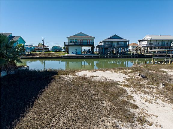 3rd image of 153 Starfish Dr