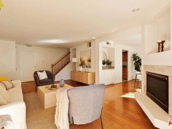 13030 Valleyheart Dr APT 119, Studio City, CA 91604