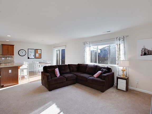 3rd image of 2024 65th St SE