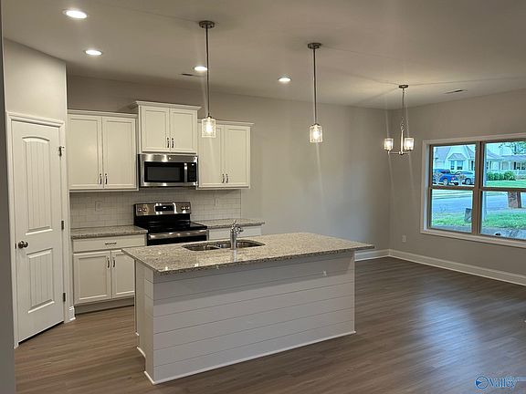 2nd image of 1795 Stampede Cir