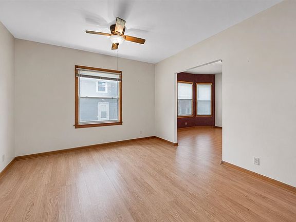 5th image of 1722 Ellis Blvd NW