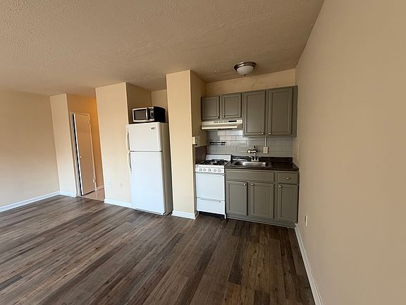 5th image of 2101 Chestnut St Unit 814