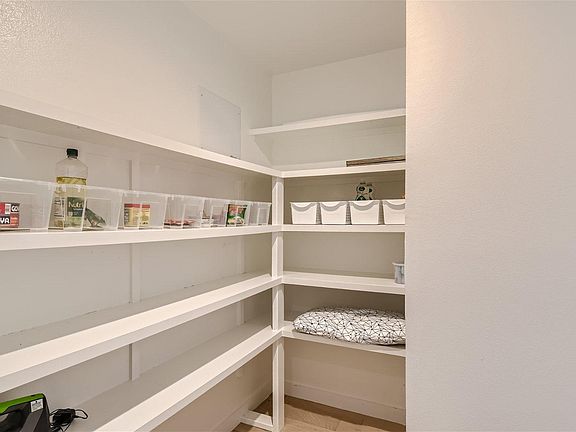 5th image of 1800 Loreto Dr #A