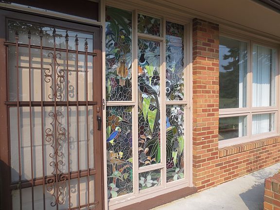 4th image of 1601 Jefferson Ave