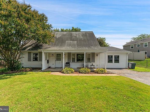 2nd image of 2711 Keyport Ln