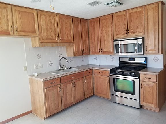 4th image of 1209 N Georgie Ave