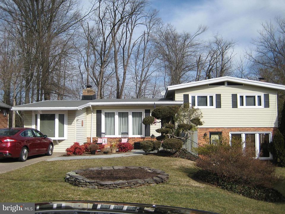 1st image of 7420 Carmine St