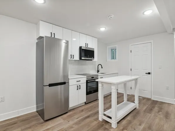 36 Park St #1, Jersey City, NJ 07304