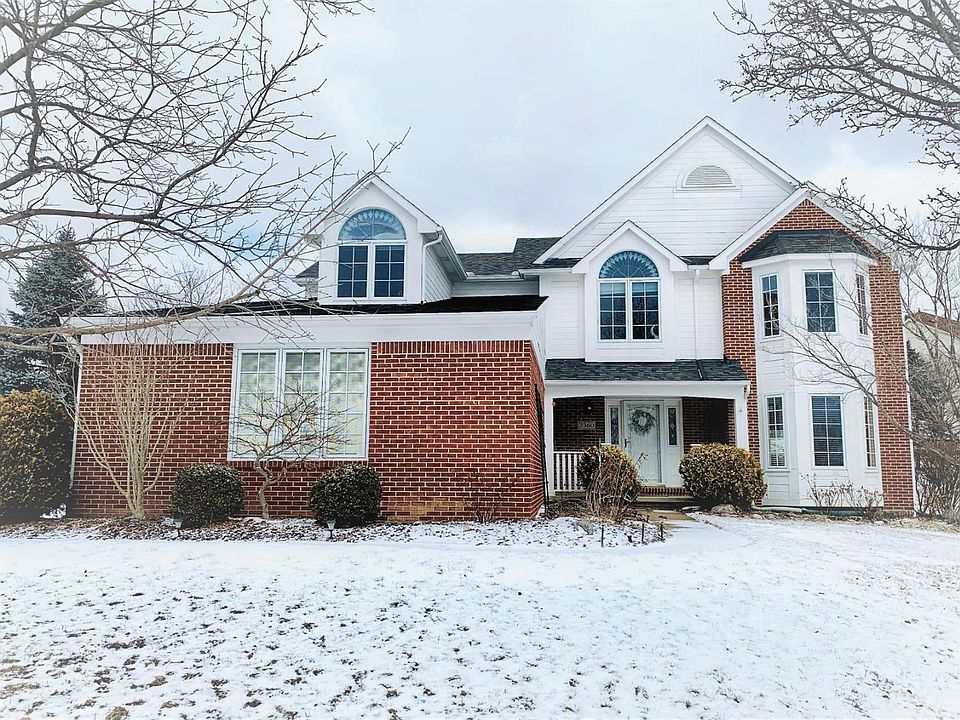 1st image of 2360 Dahlia Ct