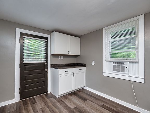 5th image of 148 High St APT 3