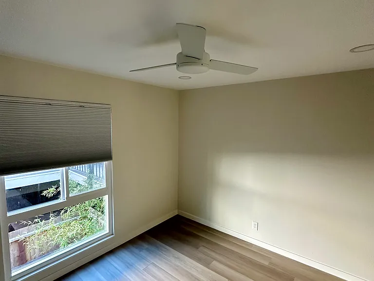 1411 Creekside Dr — Photo 17