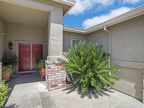 4th image of 4015 Oak Shores Dr