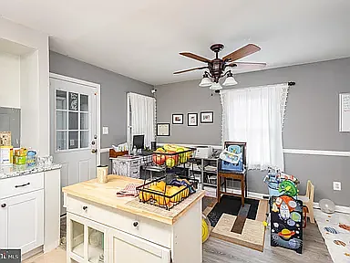 9728 Bragg Ln — Photo 11