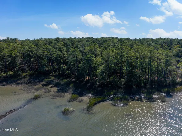 1817 Harbour Edge Lane SW, Supply, NC 28462