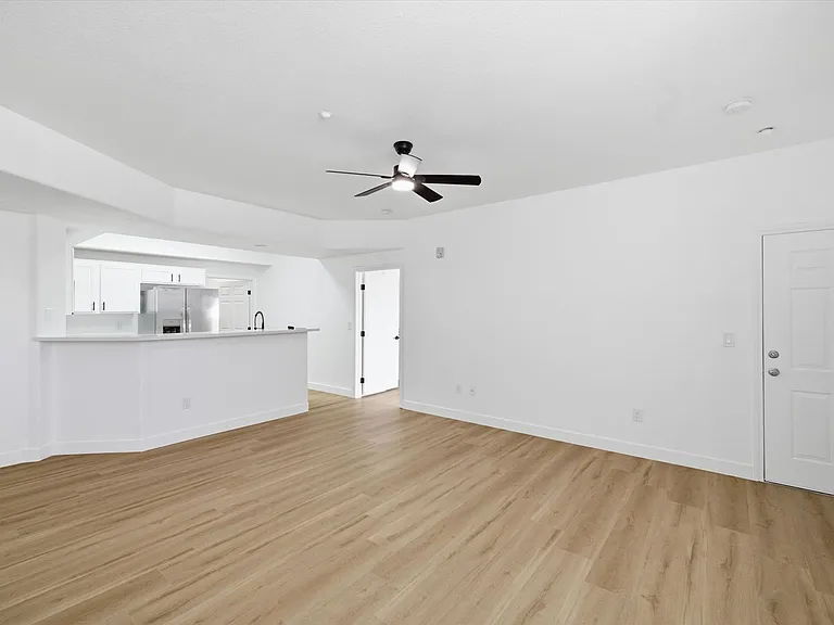 5855 Valley Dr #1022 — Photo 5