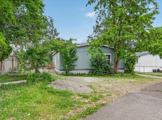 742 2nd Ave Space 19, Gold Hill, OR 97525