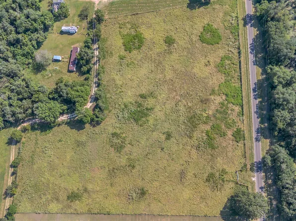 8900 Old Hwy, Calvert, TX 77837