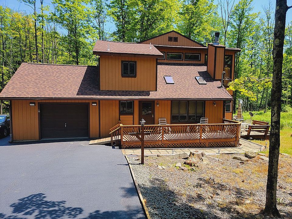 1st image of 50 Parkwood Dr