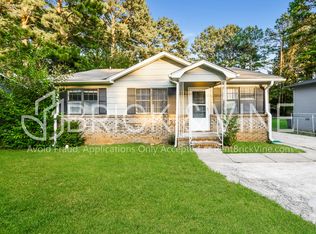 1221 26th Ave N, Hueytown, AL 35023