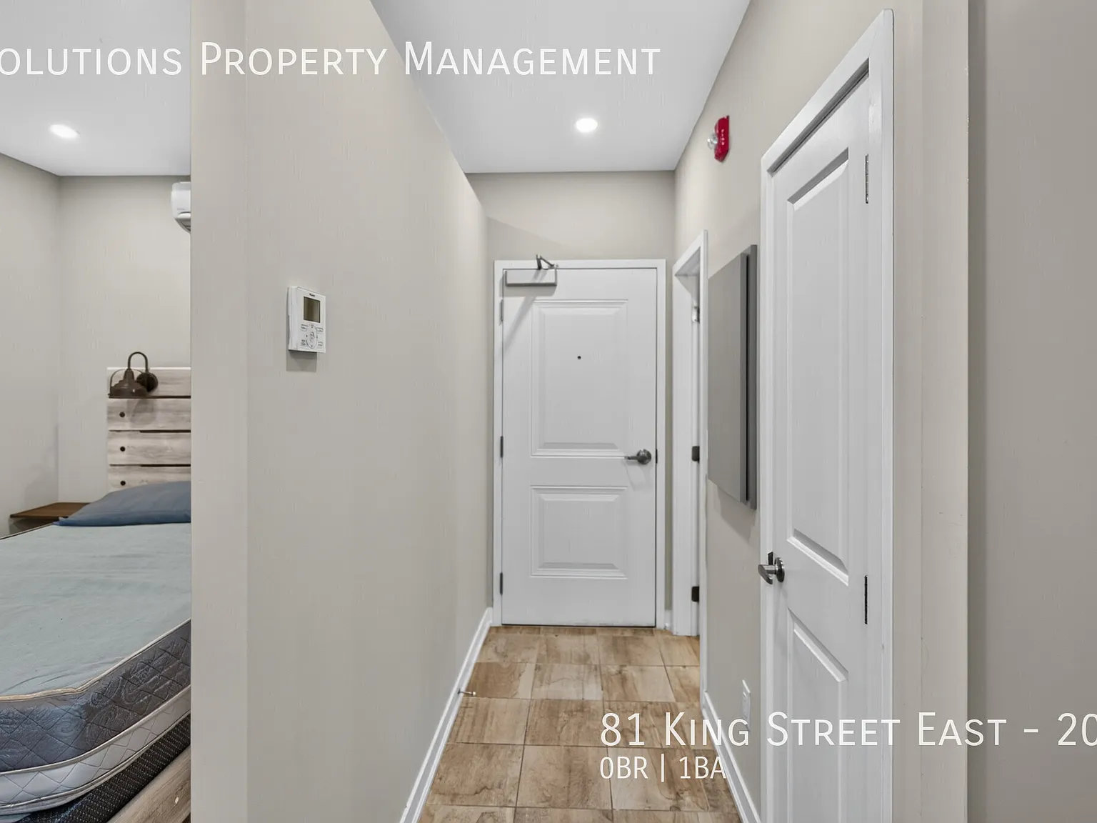 Furnished Bachelor Apartment - Move-In Ready! — Photo 3