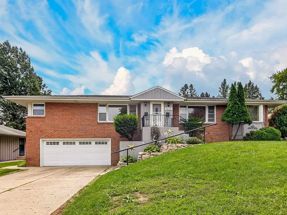 2212 Canary Dr #2212