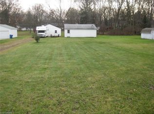 768 E Cassell Ave, Barberton, OH