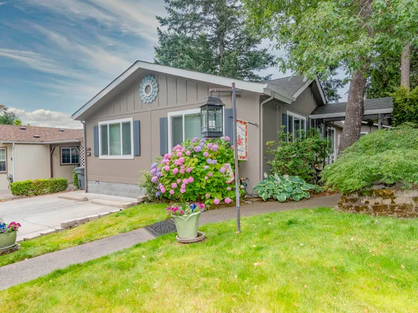 219 NW Creekside Dr, Grants Pass, OR 97526
