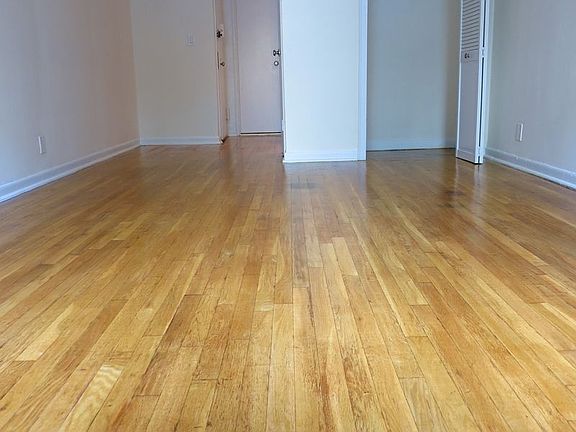4th image of 425 E 82nd St APT 3C