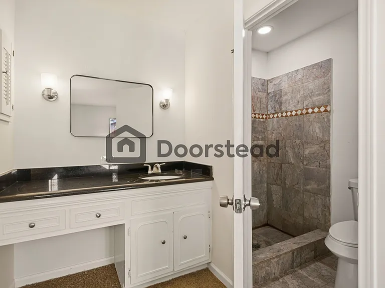 10915 Mount Ida — Photo 22