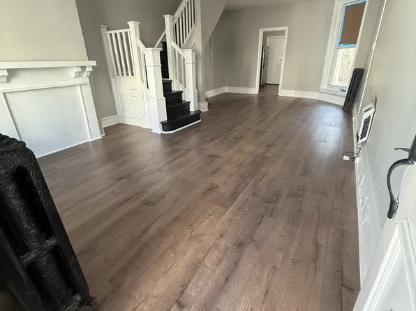 821 S Alden St, Philadelphia, PA 19143