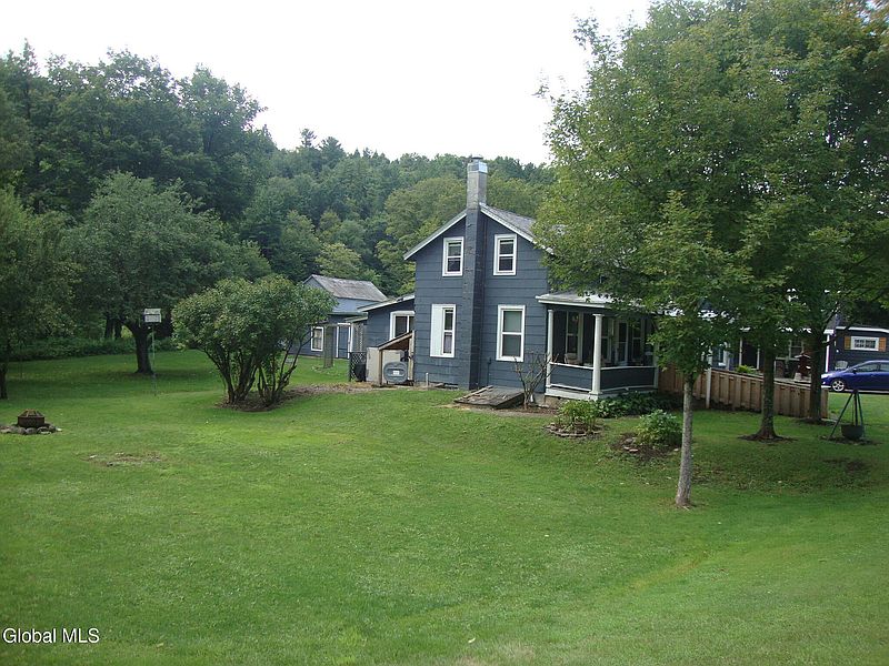 3rd image of 101 Valley Brook Road