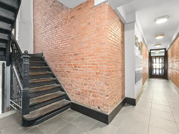 3161 Broadway image 7 of 9