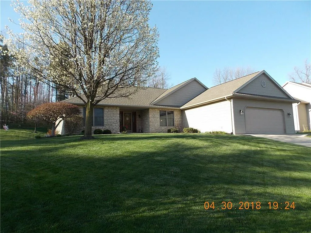 1417 Woodglen Dr photo 1