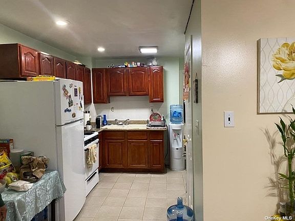 4th image of 11548 147th St