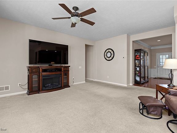 5th image of 9405 Harvard Dr