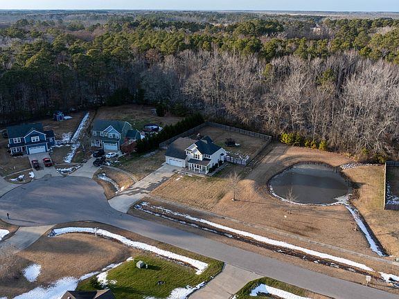 4th image of 108 Rosedale Court