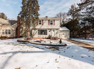 1409 Ford Rd, Lyndhurst, OH 44124