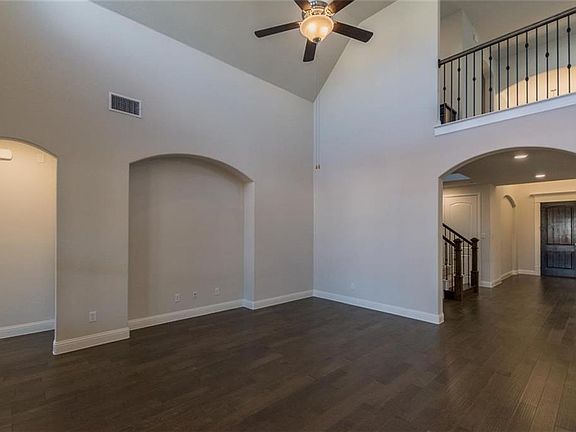 5th image of 14812 Cedar Flat Way