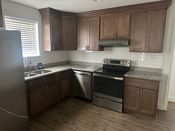 2nd image of 3204 Tara Dr