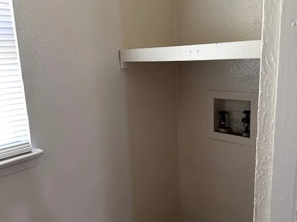 511 Plantation Dr, Arlington, TX 76014