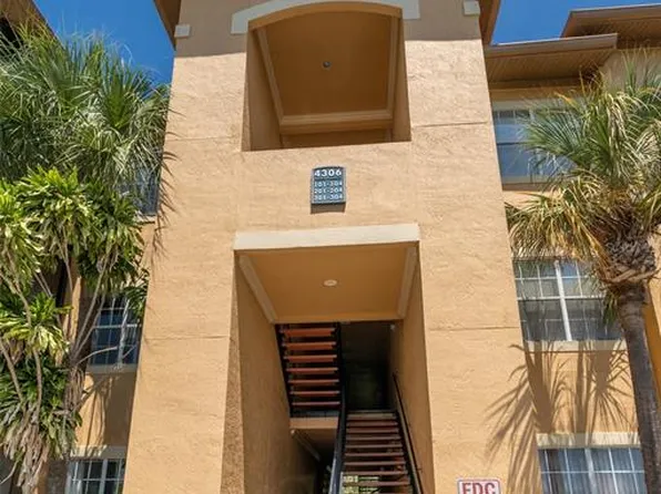 4306 Bayside Village Dr APT 202, Tampa, FL 33615