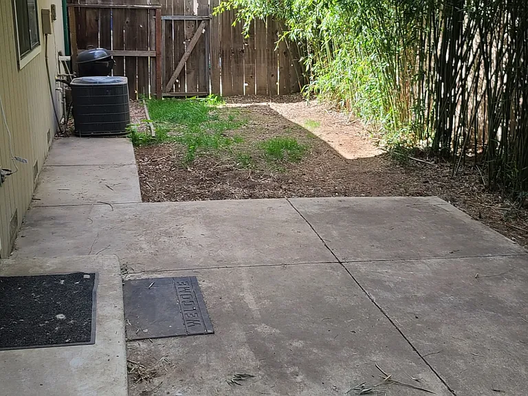 4589 Melody Dr — Photo 11